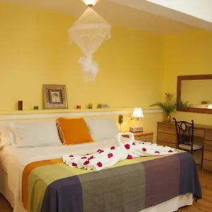 https://diamond-view-cottages.comcaribbean.com