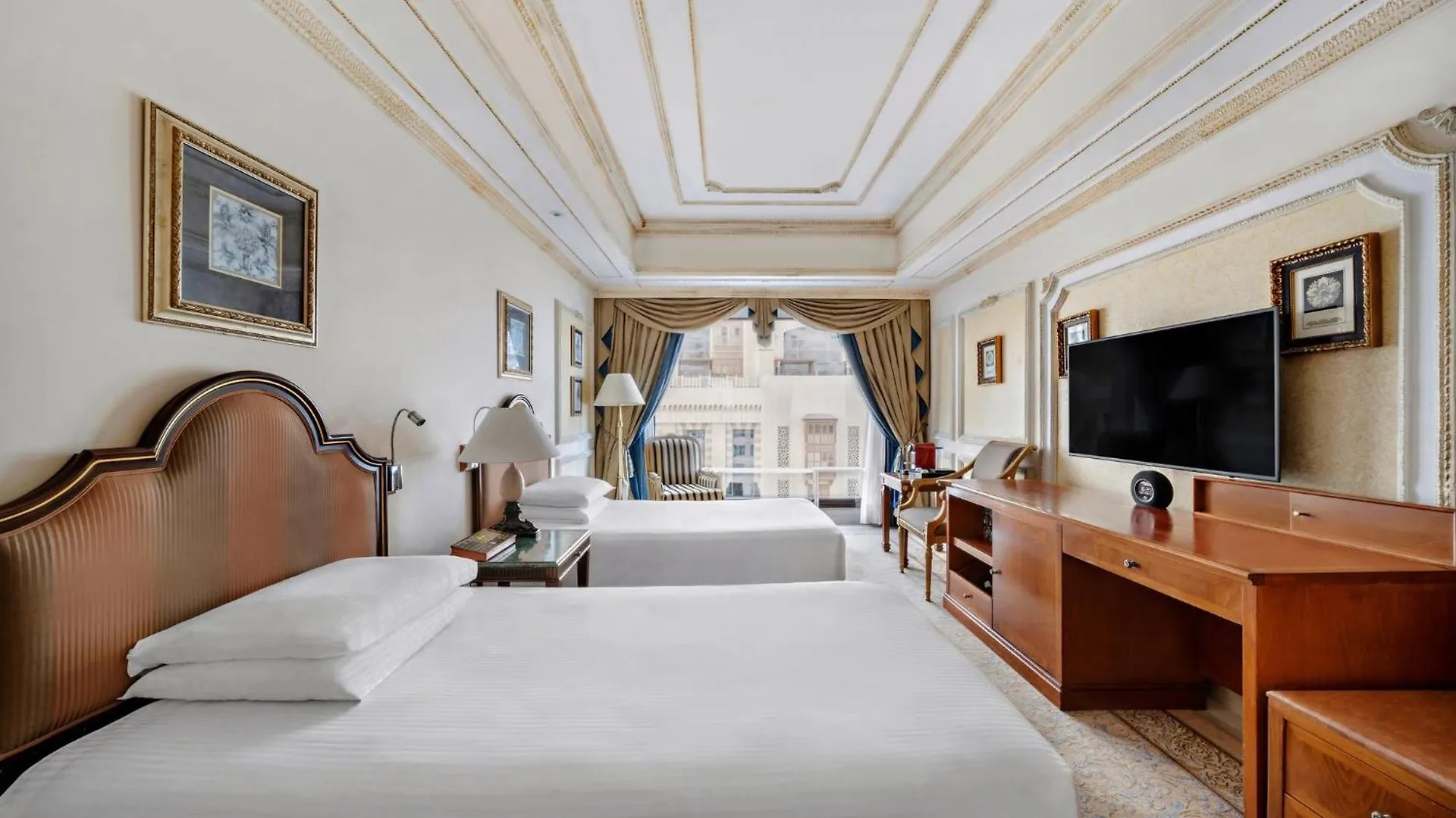 Hotel Dar Al Tawhid Intercontinental Makkah By Ihg La La Mecca